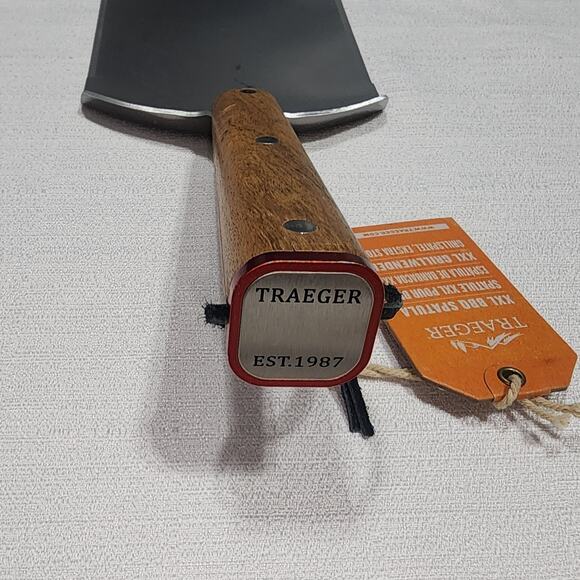 Traeger XXL BBQ spatula - Picture 4 of 6